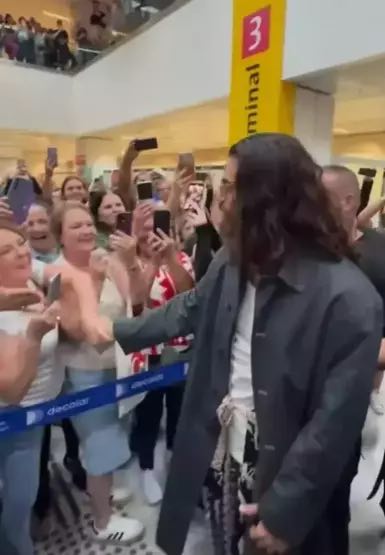 can yaman brezilya da izdihama neden oldu